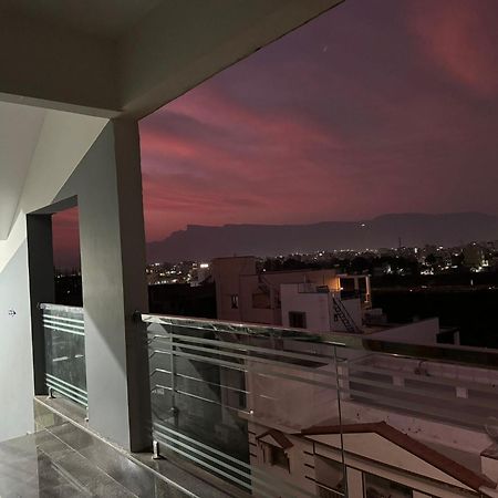 Tirupati Homestay - Ragunatha Resorts - 3Bhk Ac Apartments For Large Families - Free Breakfast - Flyover To Alipiri Gate - Wifi - Android Tv - - Easy Access To Visit All Temples Exteriér fotografie